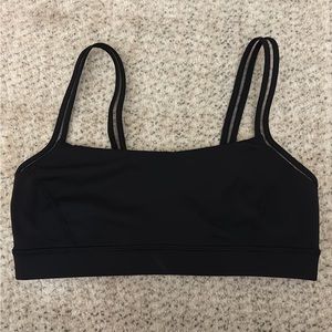 Lululemon sport bra size 6